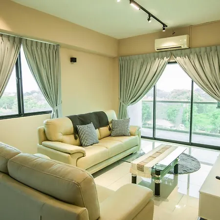 Cosy City-View Suite In Town Ipoh Exterior photo