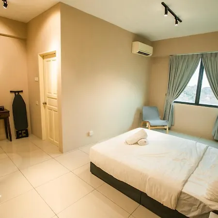 Cosy City-View Suite In Town Ipoh Exterior photo